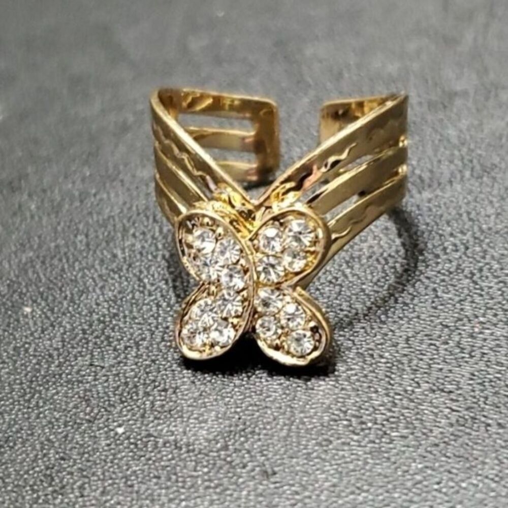 Gold tone rhinestone butterfly ring